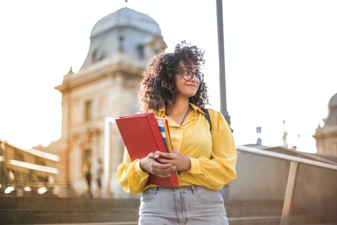 Top UK Scholarships for Nigerian Students and International Students