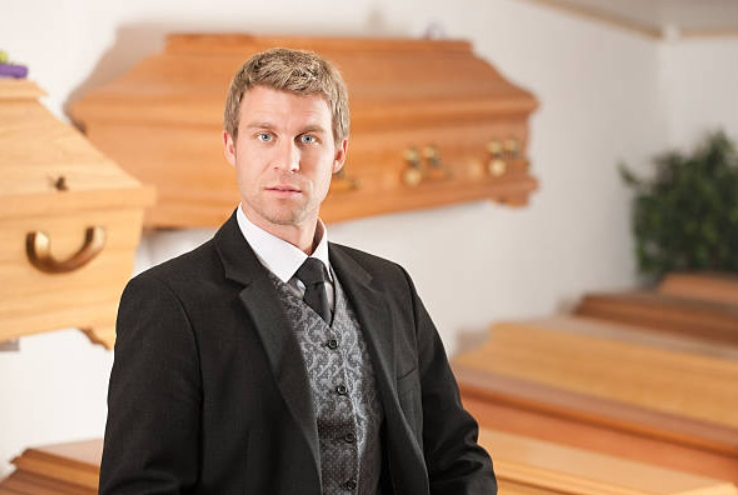 best mortician schools online